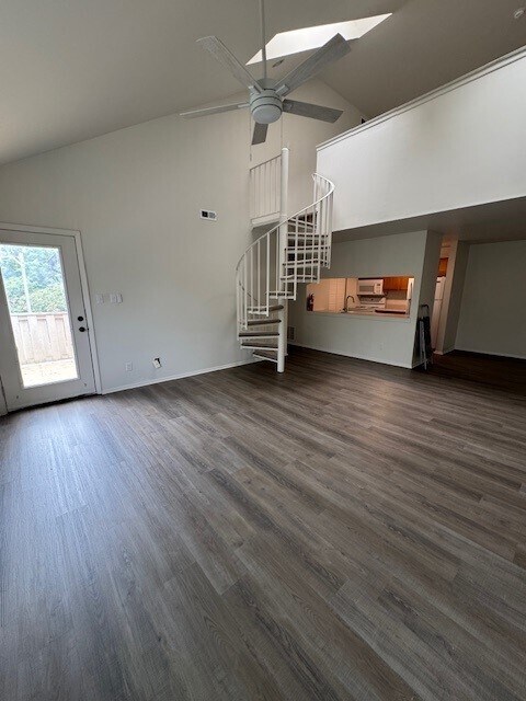 Building Photo - 2903B Auburn Ct