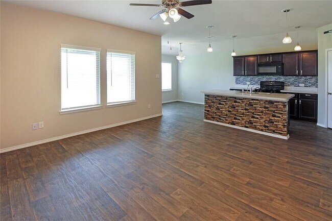 Building Photo - 5438 Creekside Ridge Trail