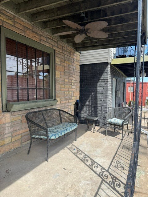 Building Photo - 556 Harrison St