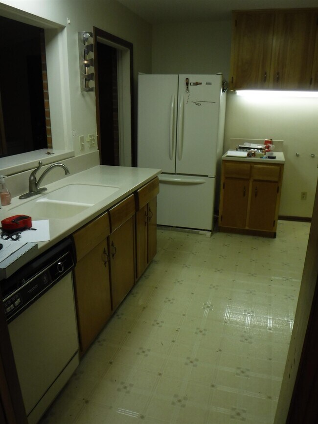 Building Photo - 623 Voncile Ave