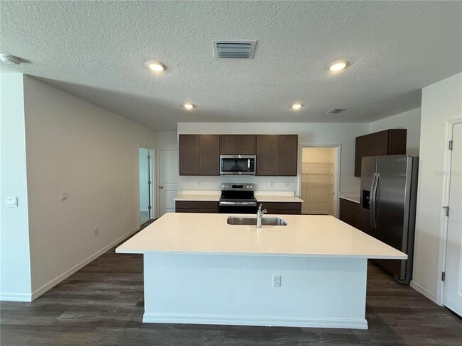 Building Photo - 32514 Weathered Oak Dr