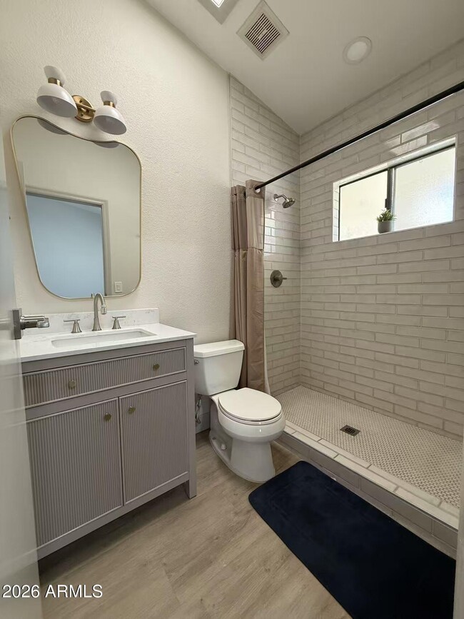 Building Photo - 1222 W Baseline Rd