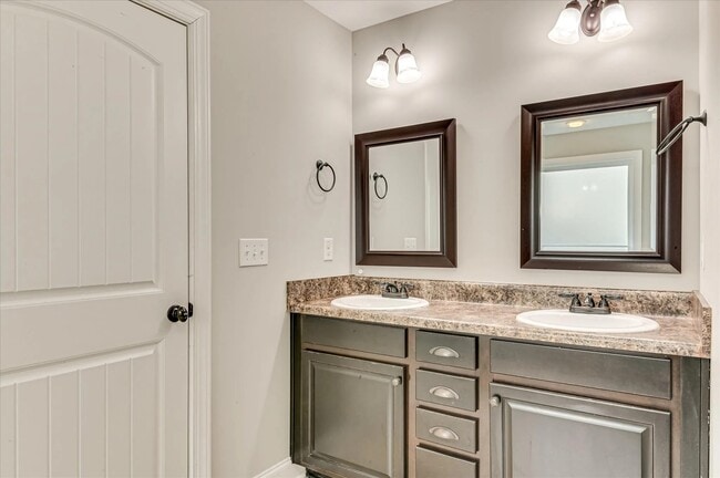 Building Photo - 655 Shipley Ave