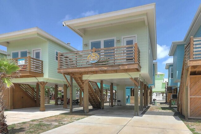 Building Photo - 1924 Eleventh Street-SI ID1023215P