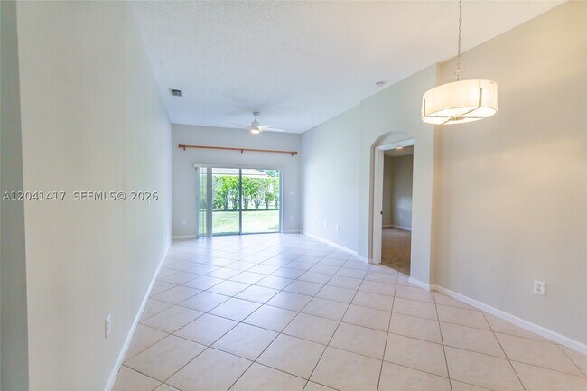 Building Photo - 11811 SW 8th St