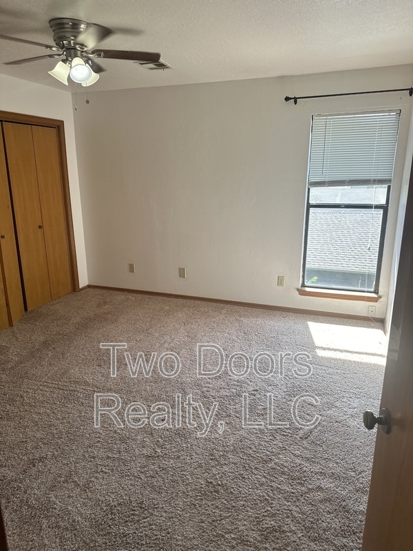 Building Photo - 2204 Shadowridge Dr