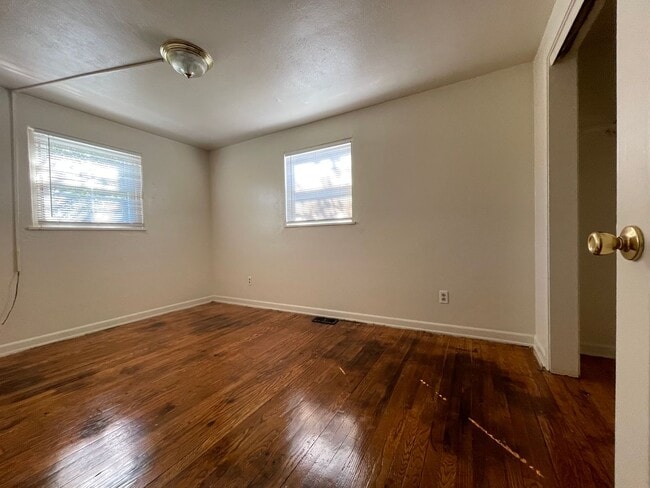 Building Photo - 4105 Sullivant Ave