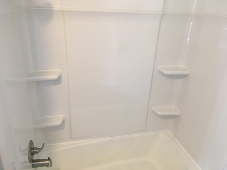 Building Photo - 216 E 2nd St