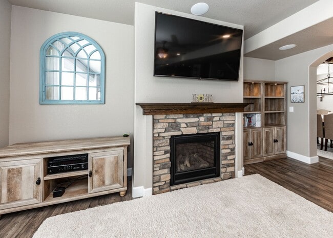 Building Photo - Beautiful, Spacious Home in Wolf Ranch in D20