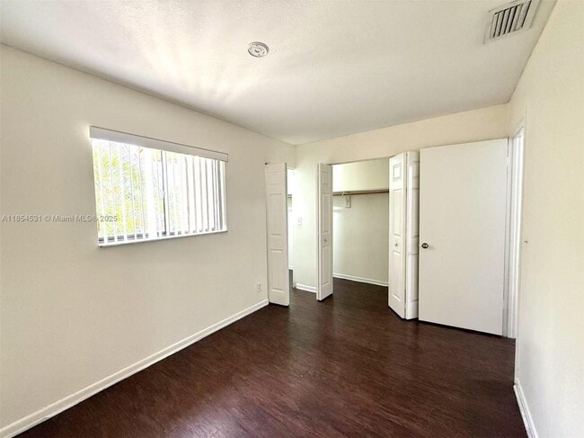 Building Photo - 4094 Sierra Terrace
