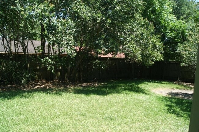 Building Photo - 5522 Dryad Dr