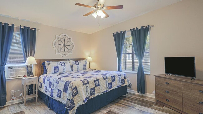 Building Photo - 1806 Curcor Dr