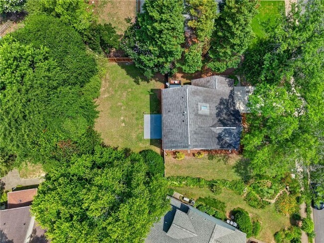 Building Photo - 12110 Greenmont Walk