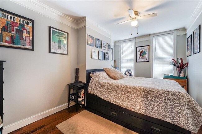 Building Photo - 403 Adams St