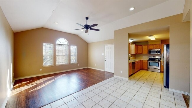 Building Photo - 2324 Trace Meadows