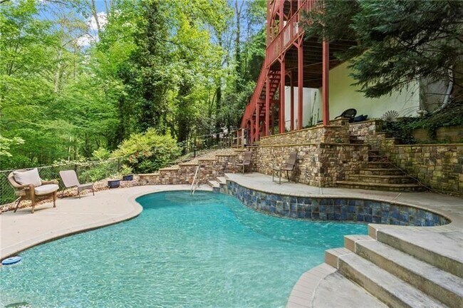 Building Photo - 1169 Dawn View Ln NW