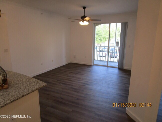 Building Photo - 410 S Villa San Marco Dr