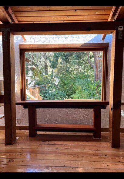 picture window - 1417 Old Topanga Canyon Rd