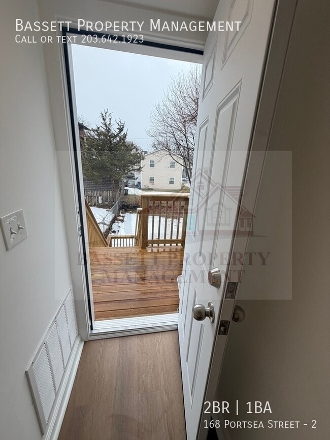 Building Photo - 168 Portsea St