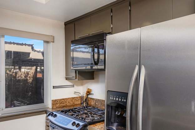 Building Photo - 2230 N Indian Canyon Dr