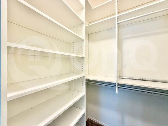 Building Photo - 11375 E Sahuaro Dr