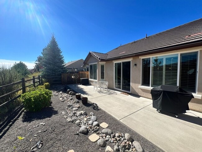 Building Photo - 1180 W Del Webb Pkwy