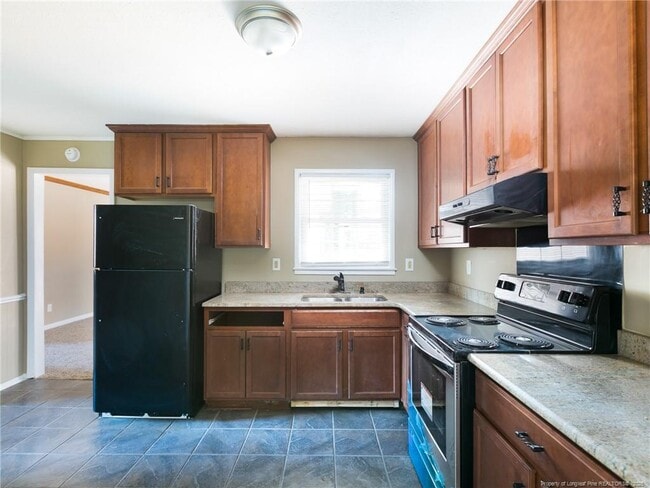 Building Photo - 738 Ashboro St