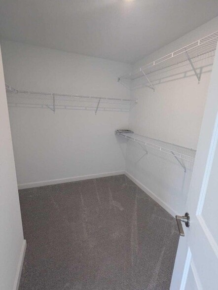 Building Photo - 4351 Pond Lily Ln