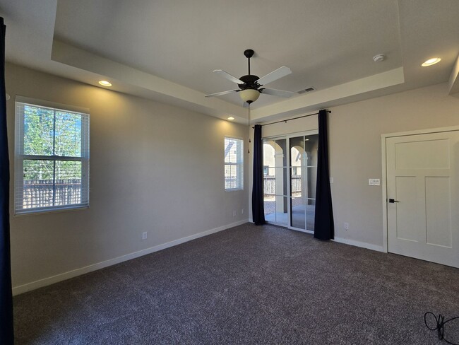 Building Photo - 3161 Viale Tresana Ct