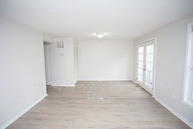 Building Photo - 121 Rancocas Rd