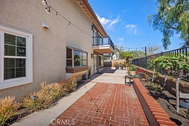 Building Photo - 28142 Ambar