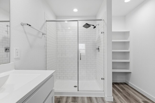 Building Photo - 31514 Avebury Lake Ln