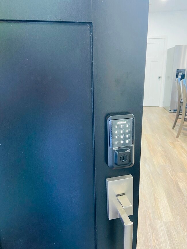 Building Photo - 900 Adams Rd