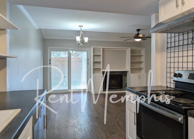 Building Photo - 156 N Auburndale St