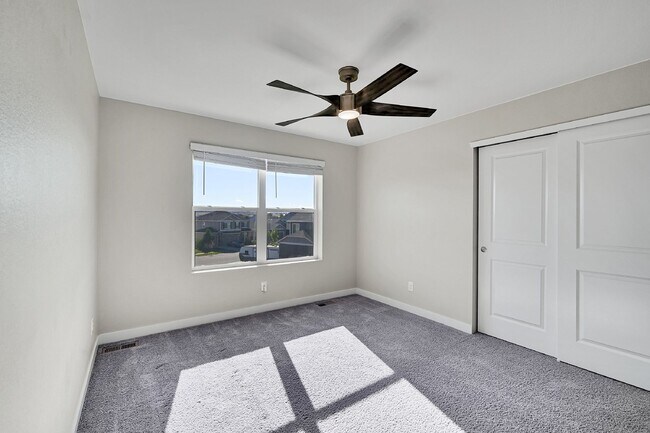 Building Photo - $3,340.95 - 5 Bed, 3 Bath Home in Thornton with Cozy Fireplace and Fenced-in Yard