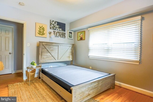 Building Photo - 14100 Rectory Ln