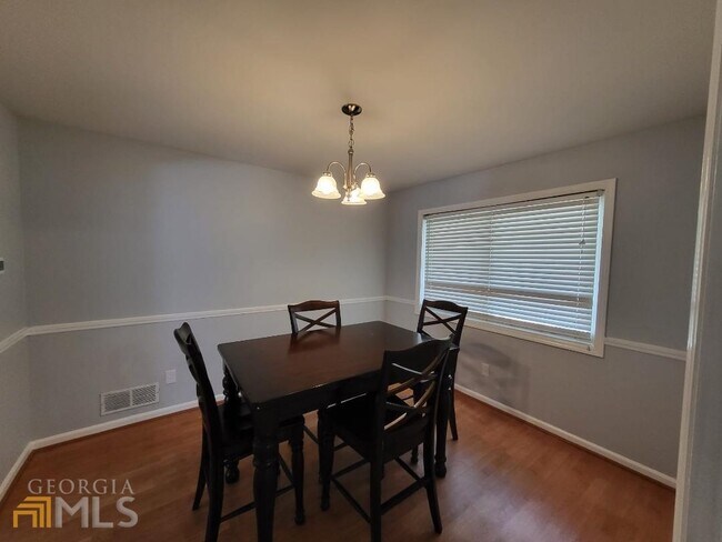 Building Photo - 2349 Wexford Dr