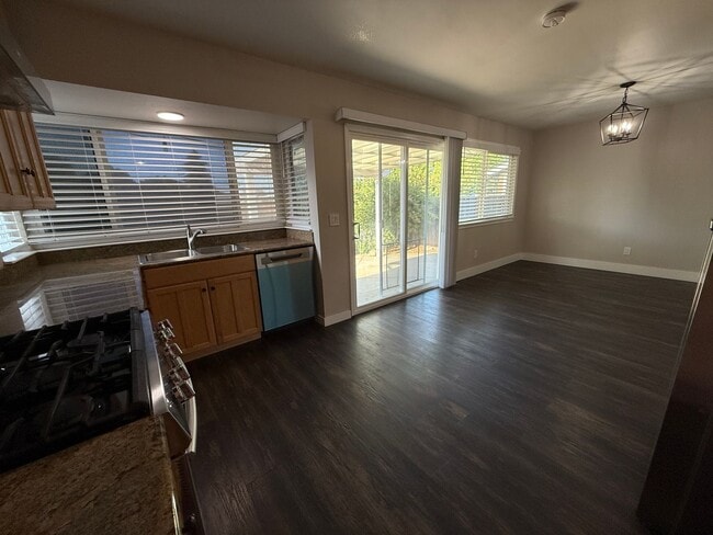 Building Photo - Updated Home in Dixon