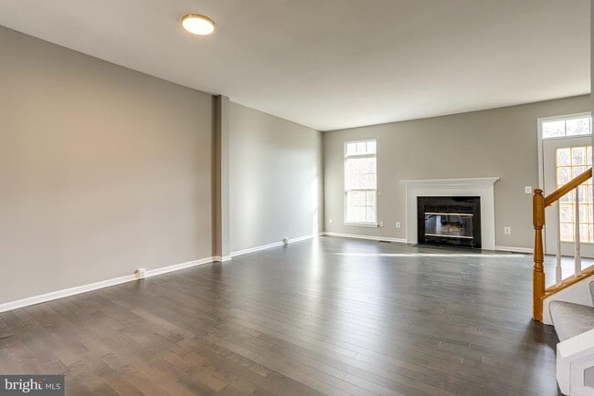 Building Photo - 20366 Hartwell St