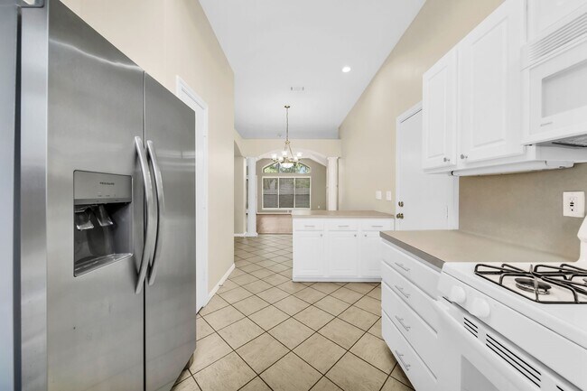 Building Photo - 7063 Gentle Breeze Dr