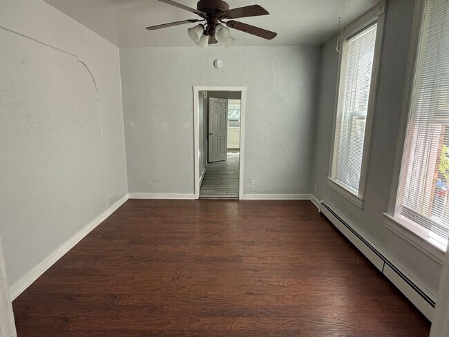 Primary Photo - Beautiful one bedroom in the heart of the ...