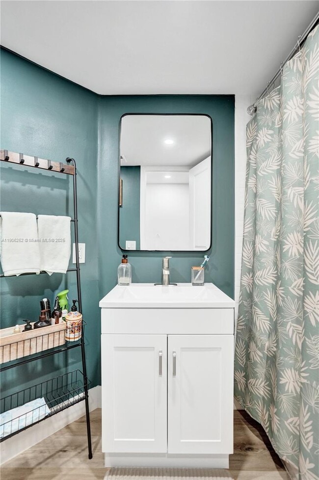 Building Photo - 8137 NW 17th Manor