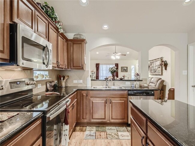 Building Photo - 1807 Colorado Bend Dr