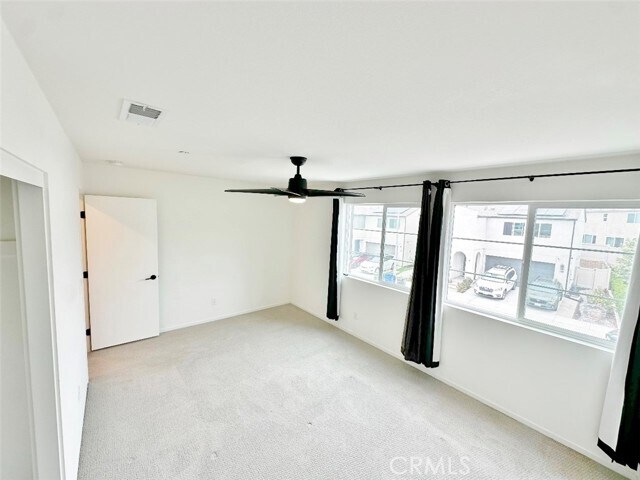 Building Photo - 229 Paddock Ln