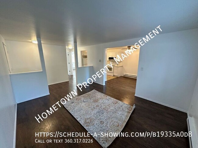 Building Photo - Lower Level 2 Bedroom Apartment with W/S/G...