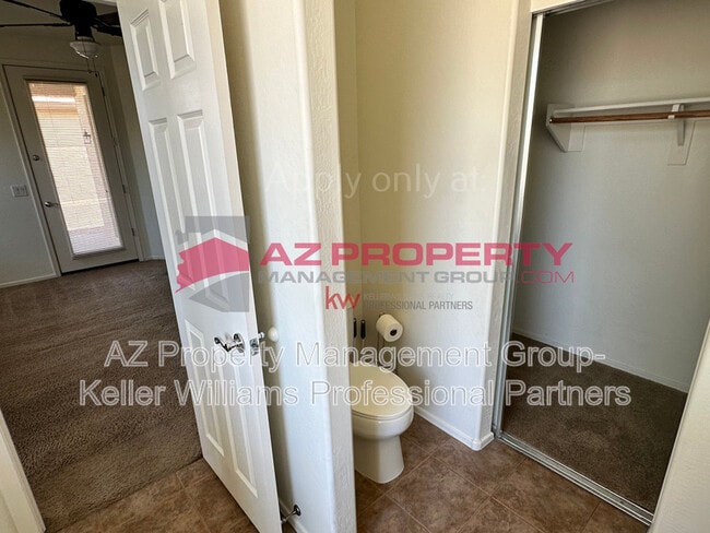 Building Photo - 9250 N 180th Ln