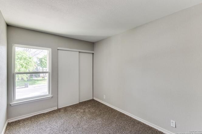 Building Photo - 9574 Autumn Shade