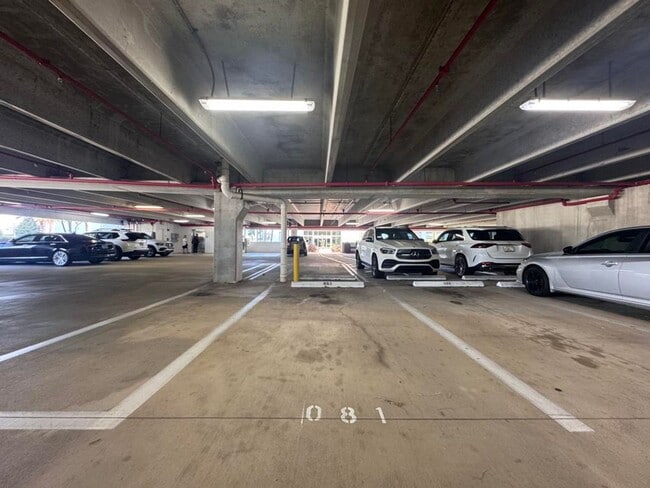 Building Photo - 2/2 in Marina Grande