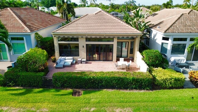 Building Photo - 210 Coral Cay Terrace