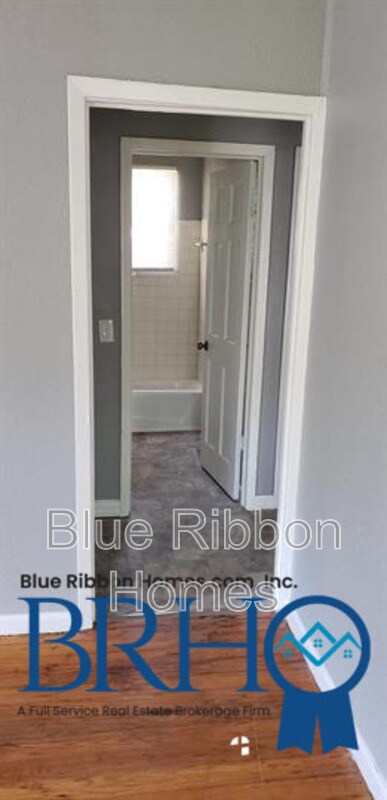 Building Photo - 3943 Briargate Ave